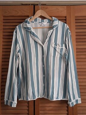Striped Button-Up Shirt Jacket in Teal and White - Honeydew Size S/M